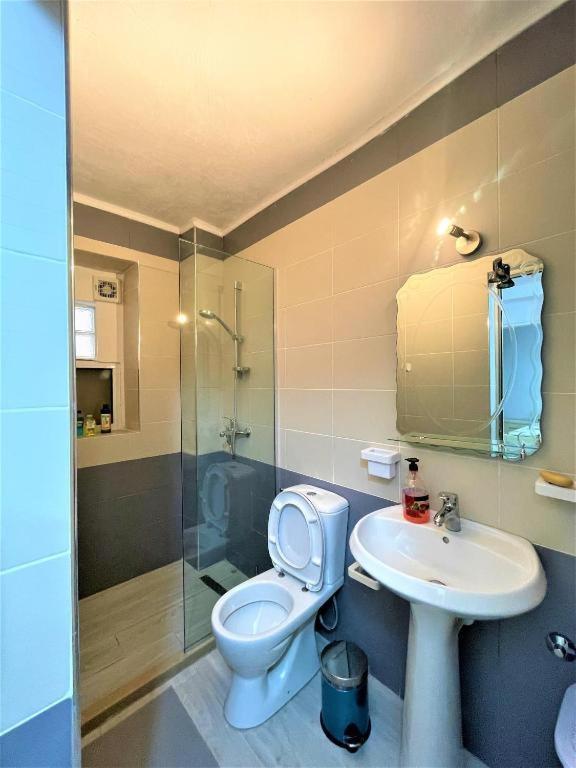 Brunari Apartment Vlorë Esterno foto