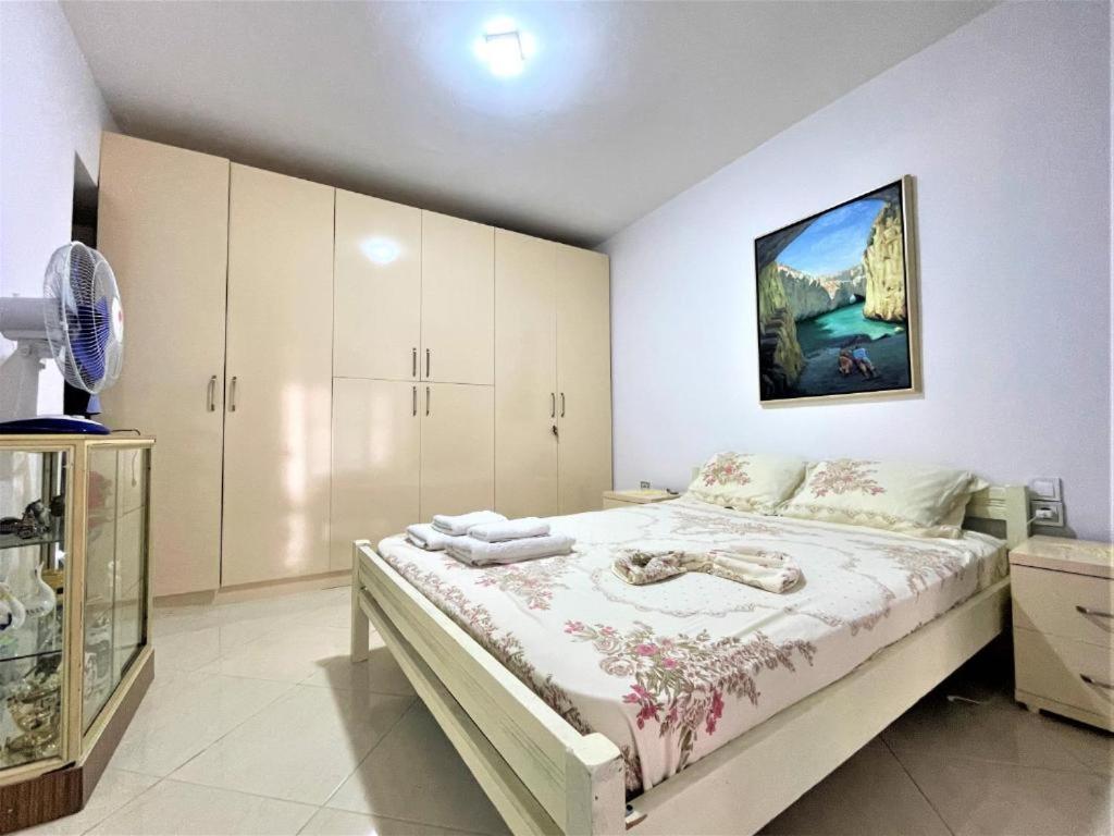 Brunari Apartment Vlorë Esterno foto