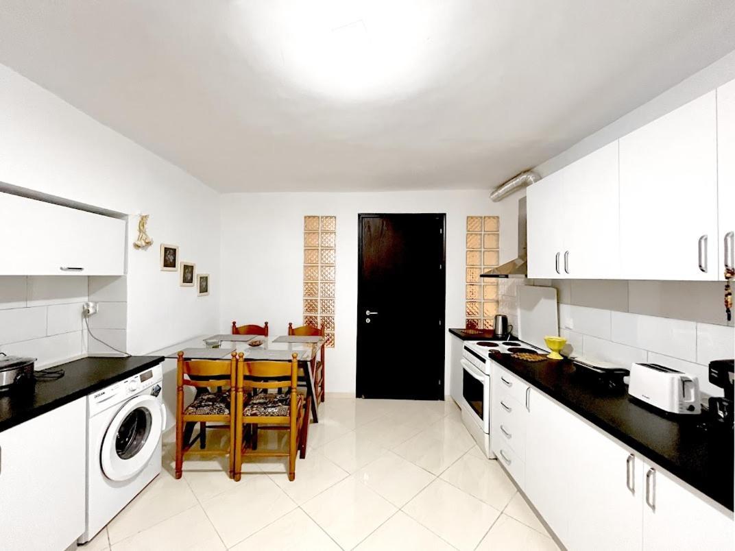 Brunari Apartment Vlorë Esterno foto